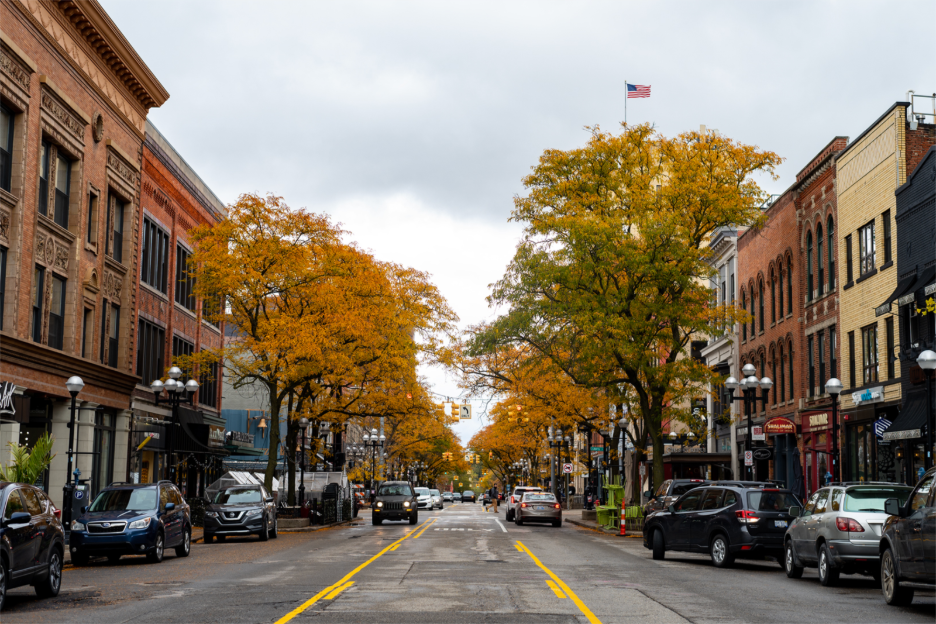 Streetview of downtown Ann Arbor during the fall in Michigan.