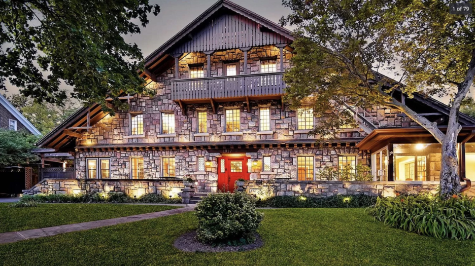Exterior view of Stone Chalet Bed & Breakfast Inn in Ann Arbor. 