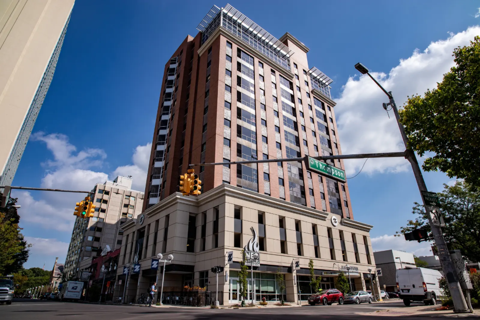 Exterior photo of Z West Ann Arbor student housing apartments.